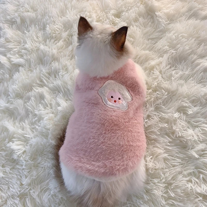 Plush Winter Sweater for Cats – Cozy, Cute & Comfy