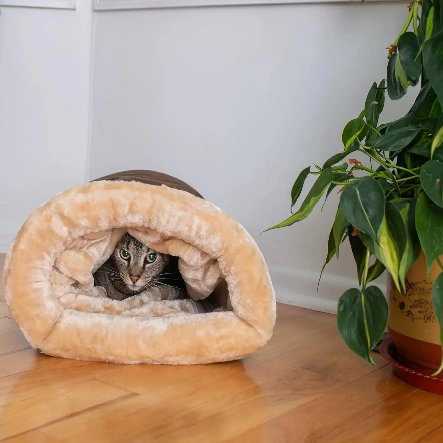 Cozy Cat Bed Basket – The Perfect Resting Spot for Your Feline